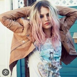 Spell Forever Free Horse Tee